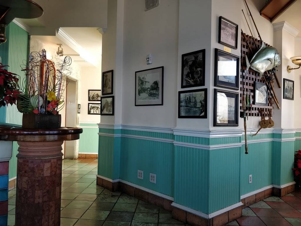 Gus Grille | restaurant | 103800 Overseas Highway, MM 103.8, Key Largo, FL 33037, USA | 3054530000 OR +1 305-453-0000