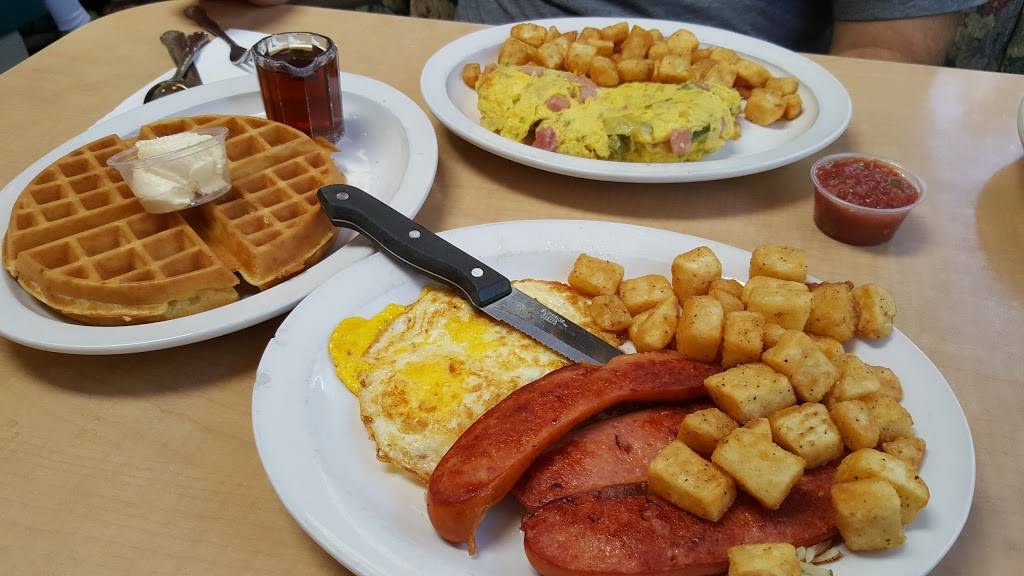 Jimmys Family Restaurant | restaurant | 9635 Mission Gorge Rd, Santee, CA 92071, USA | 6194488994 OR +1 619-448-8994