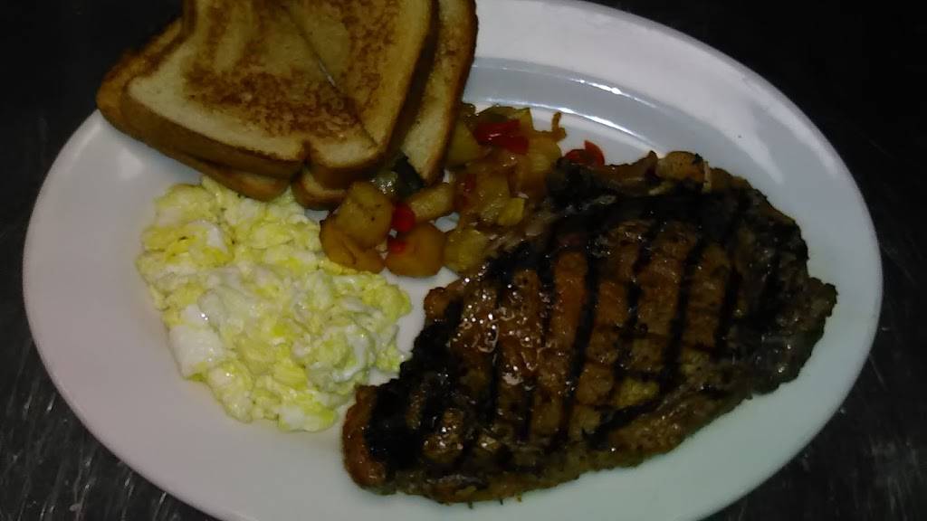 Freds Tavern | restaurant | 1645 N Lamb Blvd, Las Vegas, NV 89115, USA | 7024598837 OR +1 702-459-8837