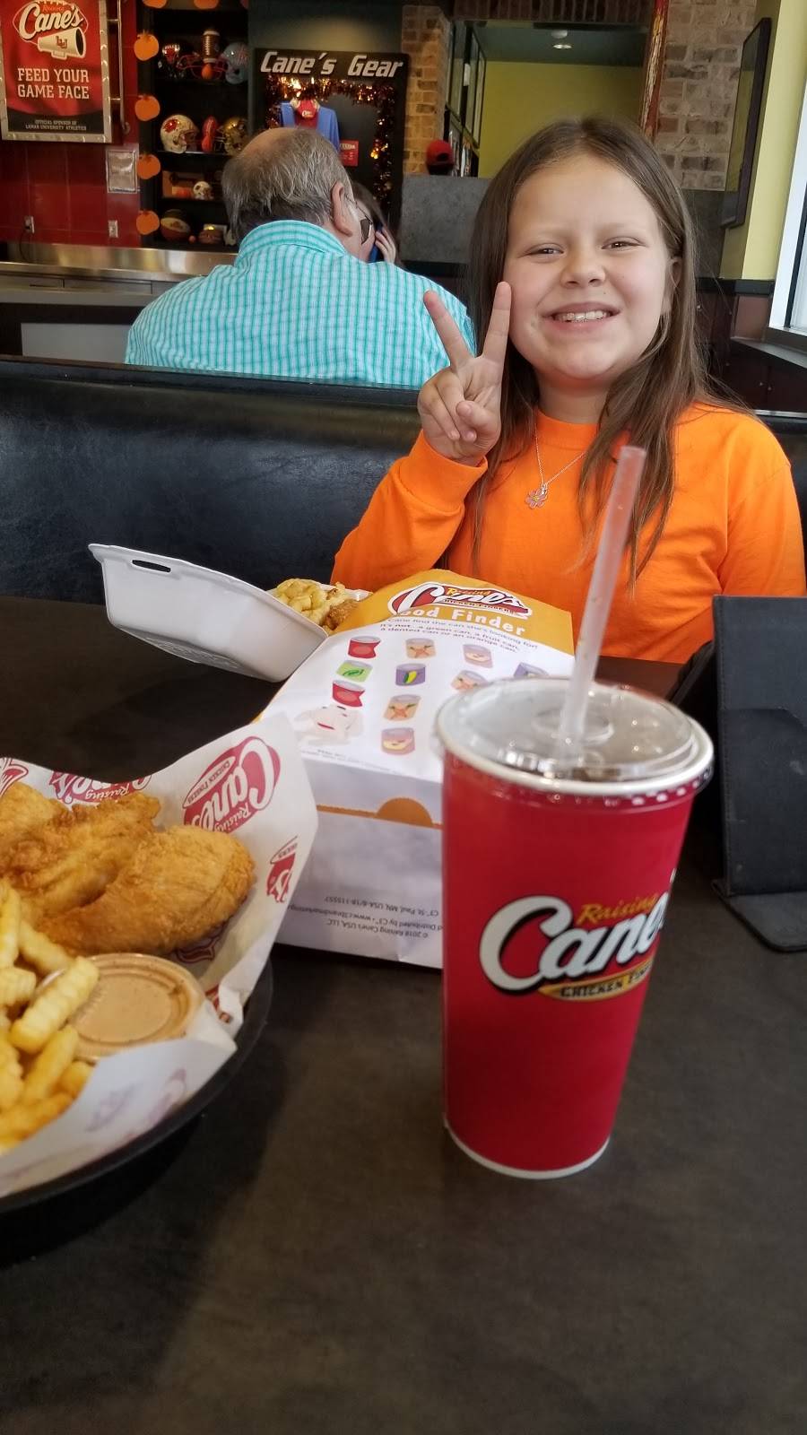 Raising Canes Chicken Fingers | meal takeaway | 4160 Dowlen Rd, Beaumont, TX 77706, USA | 4098962920 OR +1 409-896-2920