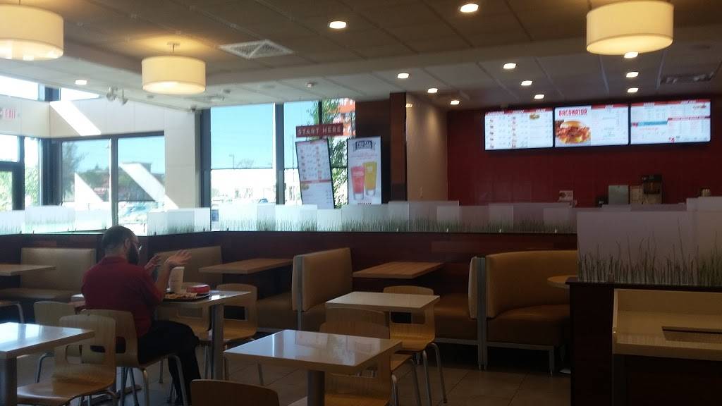 Wendys | restaurant | 10751 Park Blvd N, Seminole, FL 33772, USA | 7273932831 OR +1 727-393-2831