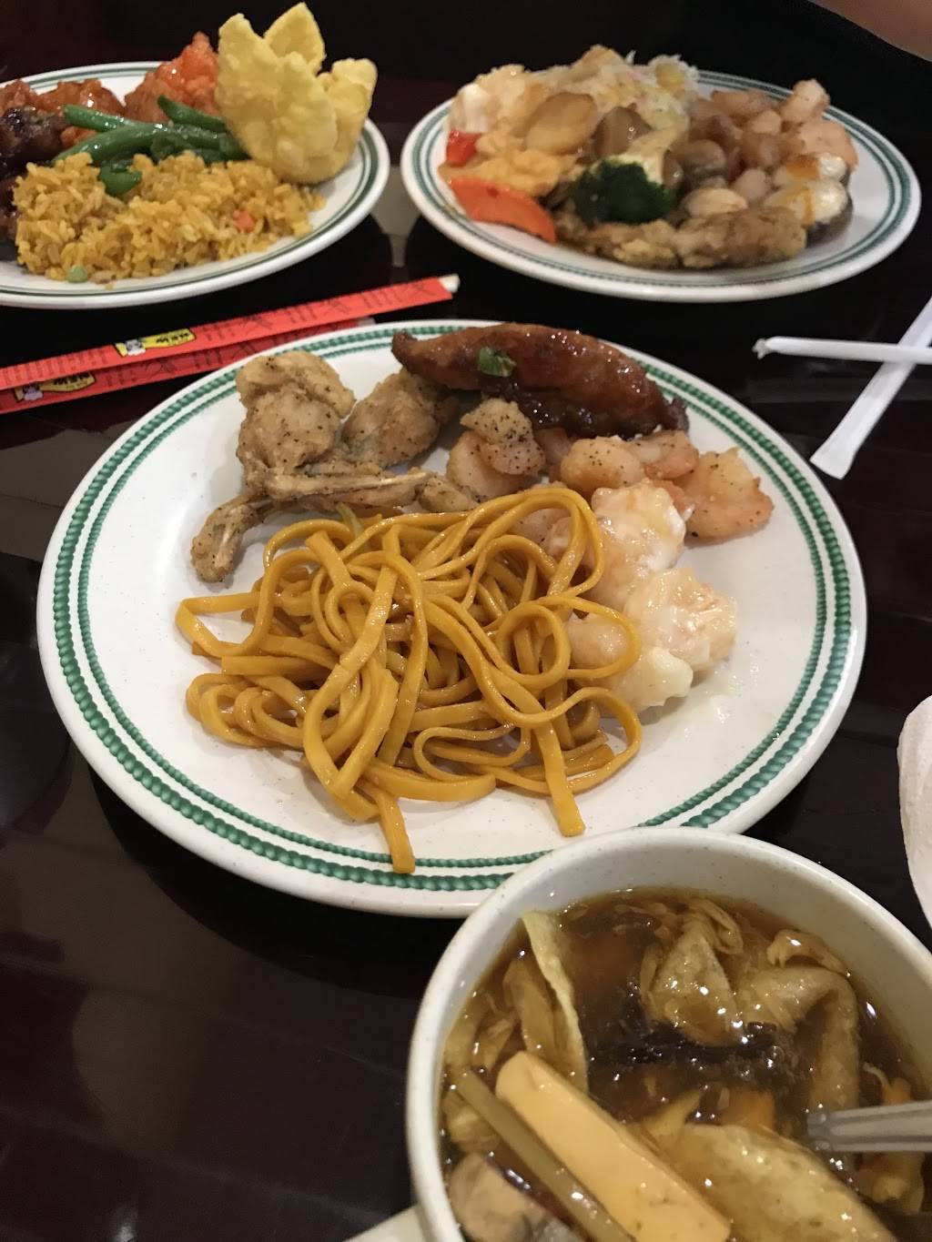 China Buffet | meal takeaway | 511 S Broadway, Oak Grove, MO 64075, USA | 8166258285 OR +1 816-625-8285