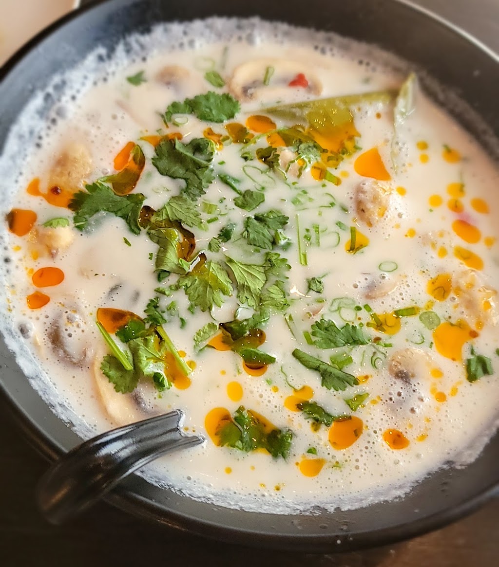 CHARM Thai Kitchen & Coffee | restaurant | 1770 W Horizon Ridge Pkwy, Henderson, NV 89012, USA | 7024789839 OR +1 702-478-9839