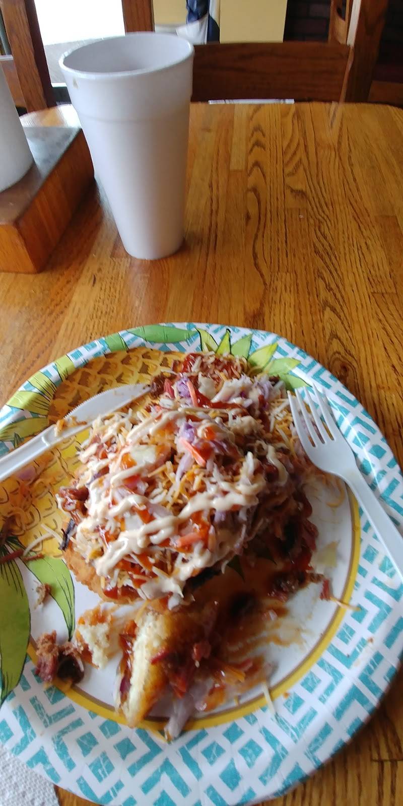 Big Woodys BBQ | restaurant | 1821 Zumbehl Rd, St Charles, MO 63303, USA | 6367244227 OR +1 636-724-4227