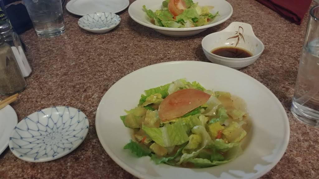 Kabuki Sushi | restaurant | 333 W Meyer Blvd #102, Kansas City, MO 64113, USA | 8165414789 OR +1 816-541-4789