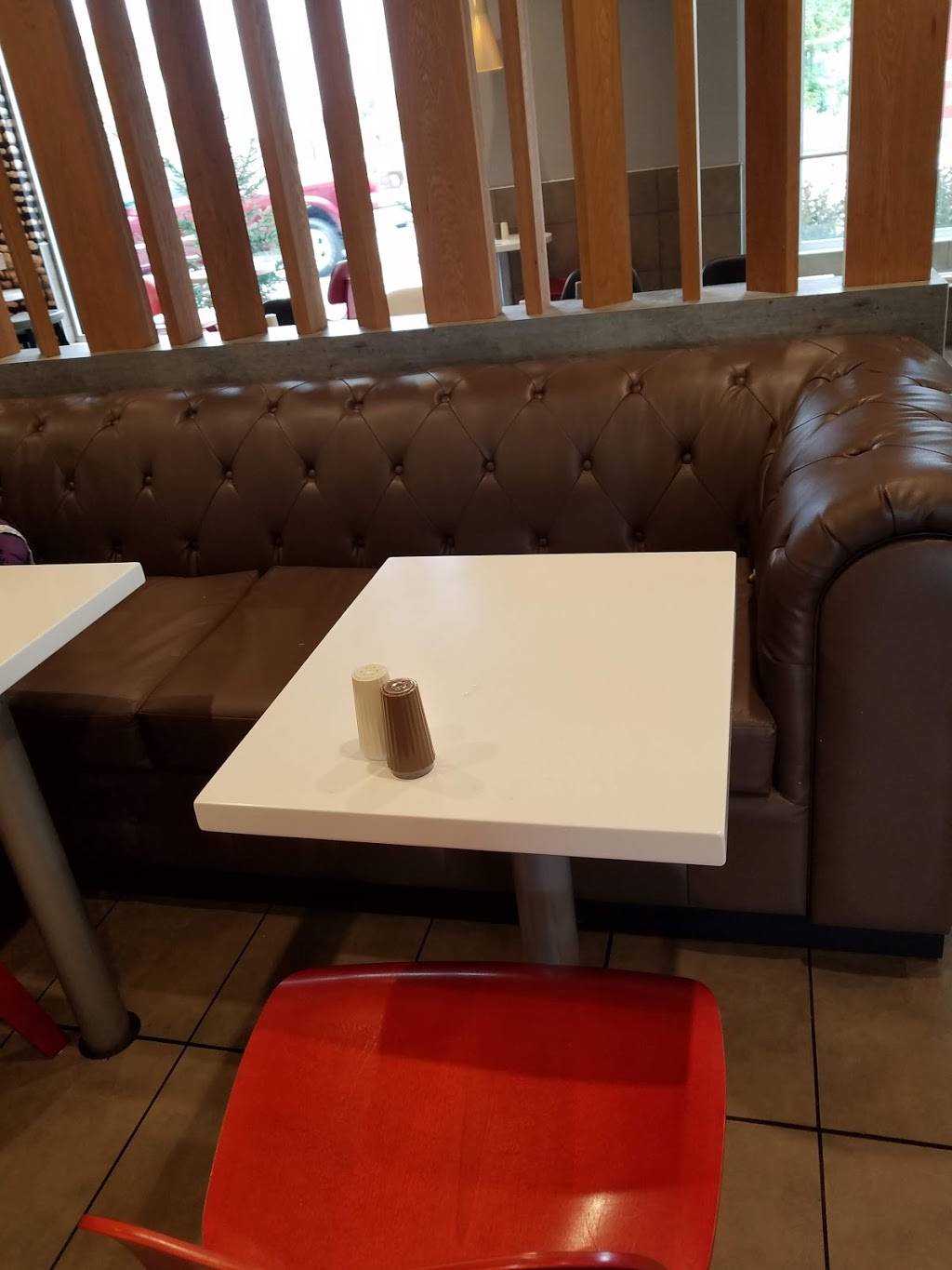 McDonalds | cafe | 1515 N NE Woods Chapel Rd, Blue Springs, MO 64015, USA | 8162240070 OR +1 816-224-0070