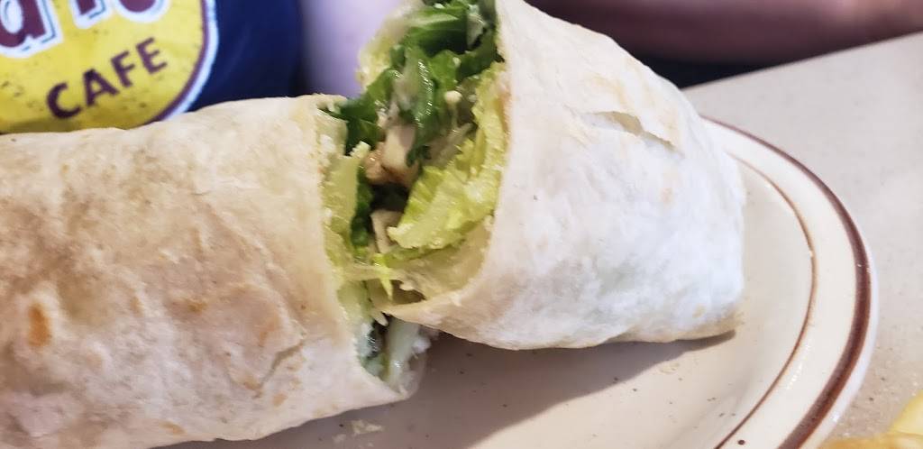 Leos Coney Island | restaurant | 20257 Hall Rd, Macomb, MI 48044, USA | 5862862300 OR +1 586-286-2300