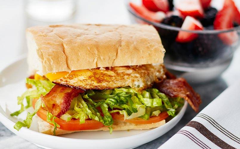 Crossroads Chapel Hill | restaurant | 211 Pittsboro St, Chapel Hill, NC 27516, USA | 9199182777 OR +1 919-918-2777