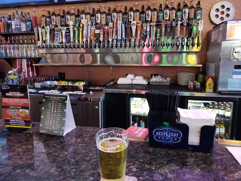 Tailgaters Goodyear | restaurant | 530 N Estrella Pkwy, Goodyear, AZ 85338, USA | 6235336888 OR +1 623-533-6888