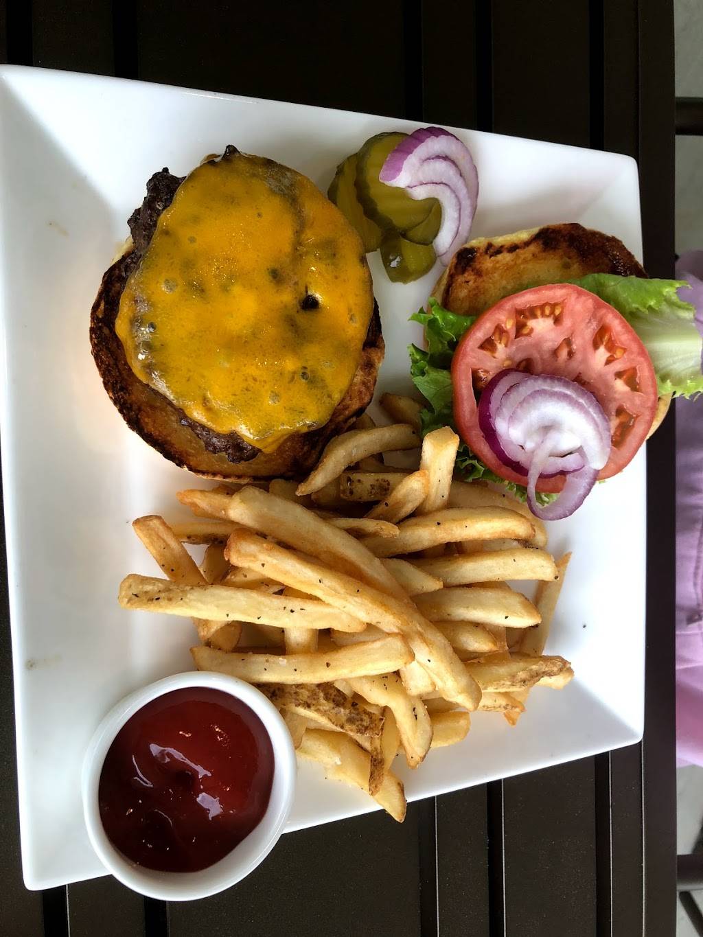 The Grille at Magnolia Green | restaurant | 7001 Awesome Dr, Moseley, VA 23120, USA | 8046395701 OR +1 804-639-5701