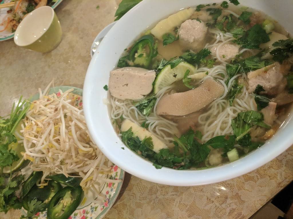 Huong Vietnamese Restaurant | restaurant | 1270 Morse Rd, Columbus, OH 43229, USA | 6148250303 OR +1 614-825-0303