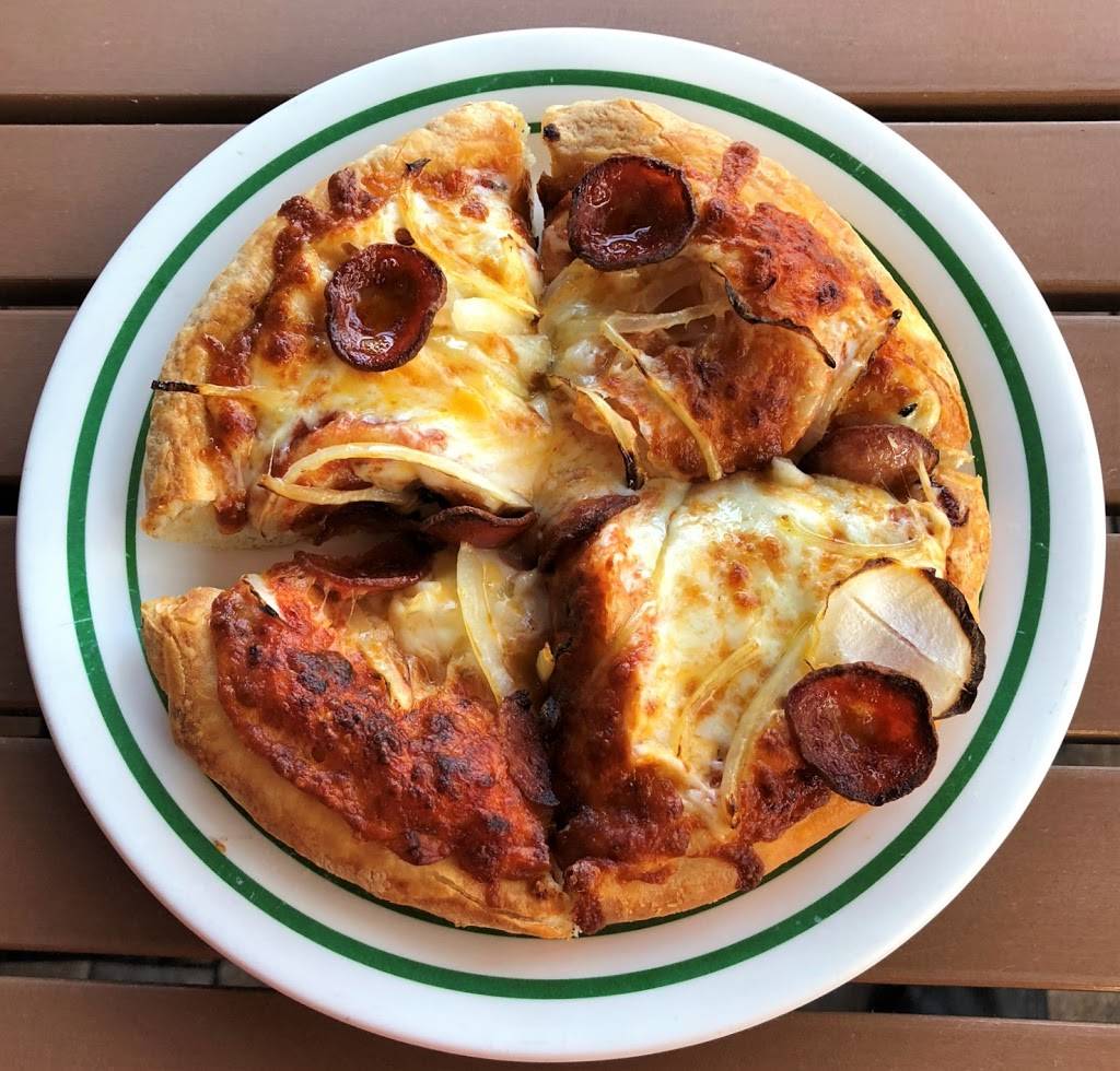 Round Table Pizza | meal delivery | 3250 Governor Dr, San Diego, CA 92122, USA | 8584572334 OR +1 858-457-2334