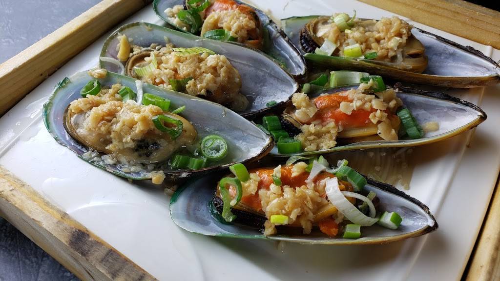 HL Peninsula Pearl | restaurant | 1590 Old Bayshore Hwy, Burlingame, CA 94010, USA | 6506971288 OR +1 650-697-1288