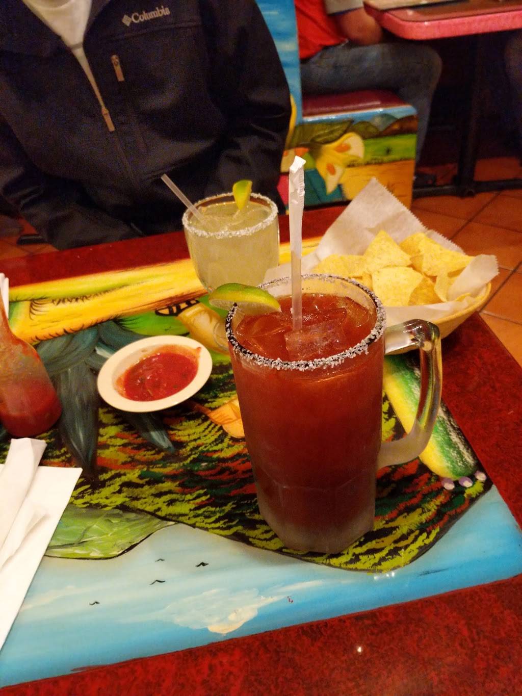 Linda Vista | restaurant | 7070 SW Archer Rd #3102, Gainesville, FL 32608, USA | 3523777866 OR +1 352-377-7866