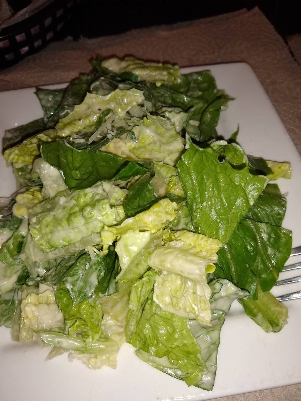 Red Robin Gourmet Burgers and Brews | restaurant | 101 Town Center E, Santa Maria, CA 93454, USA | 8056146124 OR +1 805-614-6124