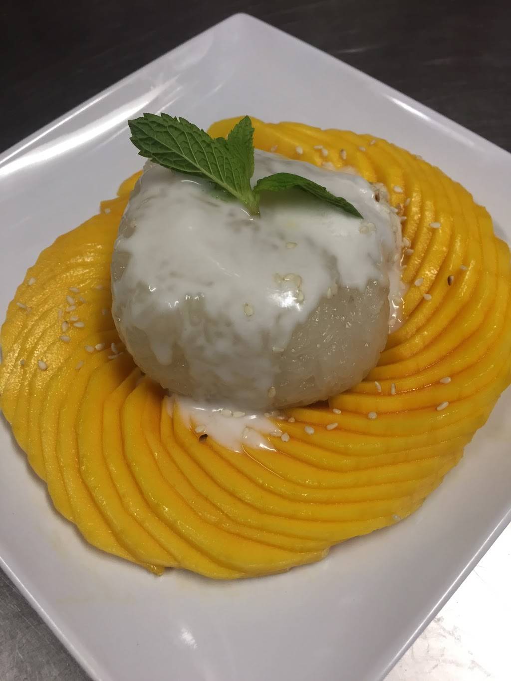 Thai Moon | restaurant | 6353,2180 Westwood Blvd #1g, Los Angeles, CA 90025, USA | 3104709588 OR +1 310-470-9588