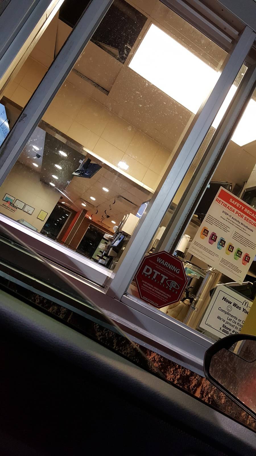 McDonalds | cafe | 801 S Hwy 35 N Bypass, Port Lavaca, TX 77979, USA | 3615524442 OR +1 361-552-4442