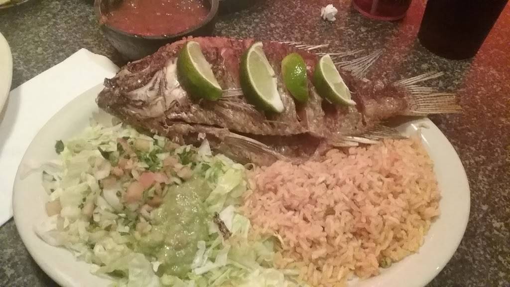 El Arriero | restaurant | 1625, 2948 28th St SE, Kentwood, MI 49512, USA | 6169772674 OR +1 616-977-2674