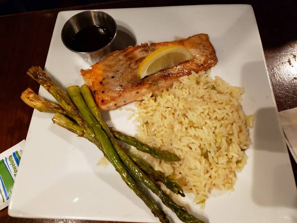 TBonz Gill & Grill | restaurant | 1668 Old Towne Rd, Charleston, SC 29407, USA | 8435562478 OR +1 843-556-2478