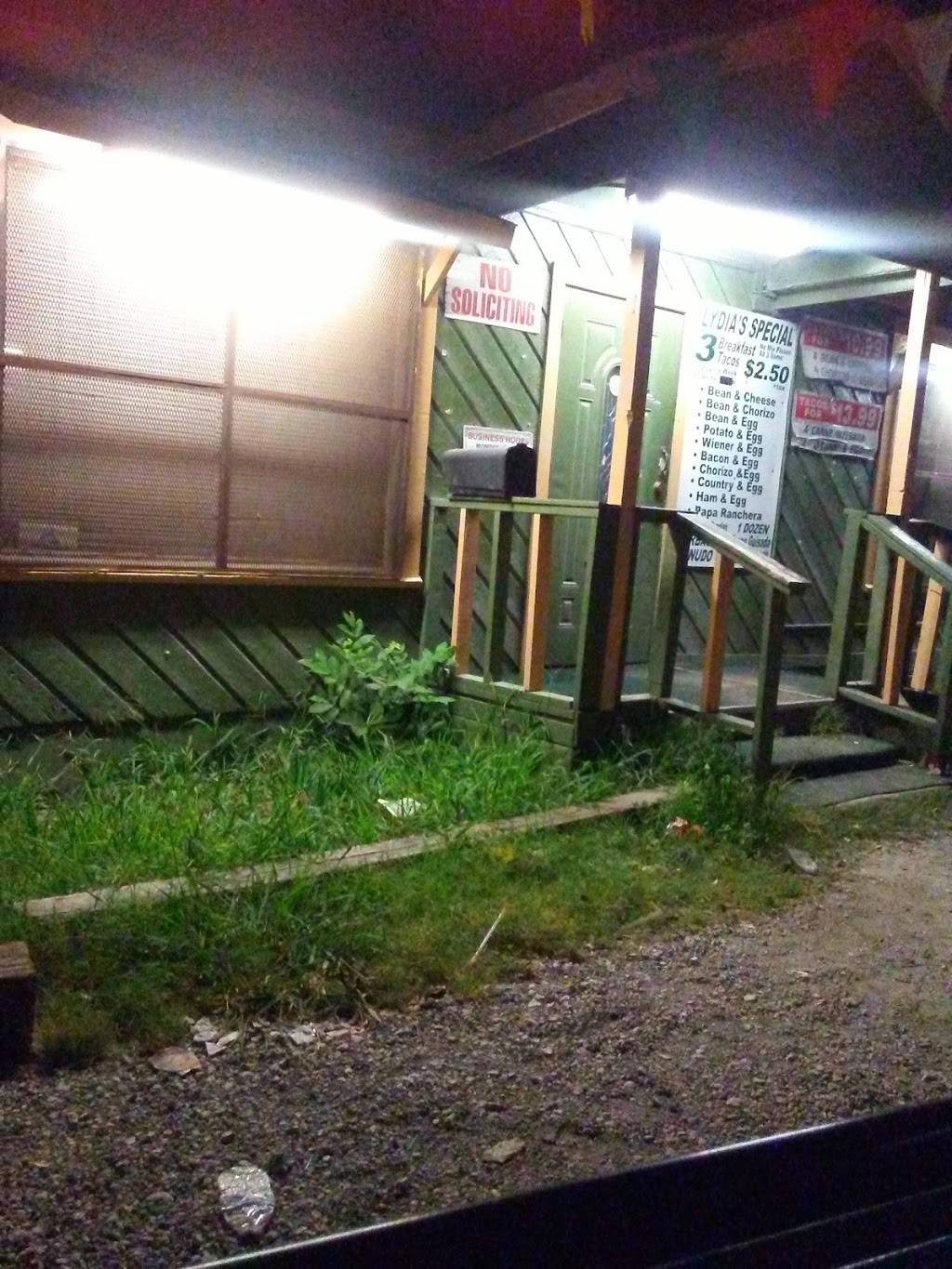 Lydias Mexican Restaurant | restaurant | 536 S WW White Rd, San Antonio, TX 78220, USA | 2106281133 OR +1 210-628-1133