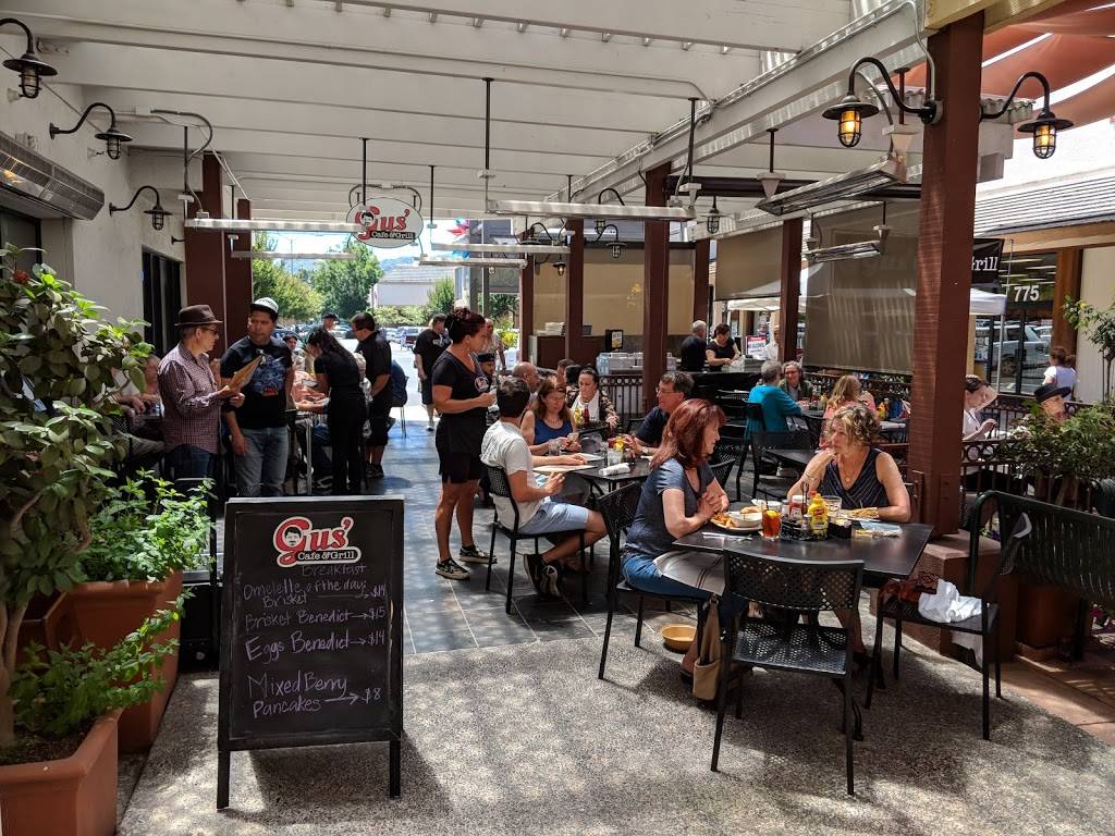 Gus Cafe & Grill | restaurant | 722 Village Ct, Santa Rosa, CA 95405, USA | 7075452212 OR +1 707-545-2212