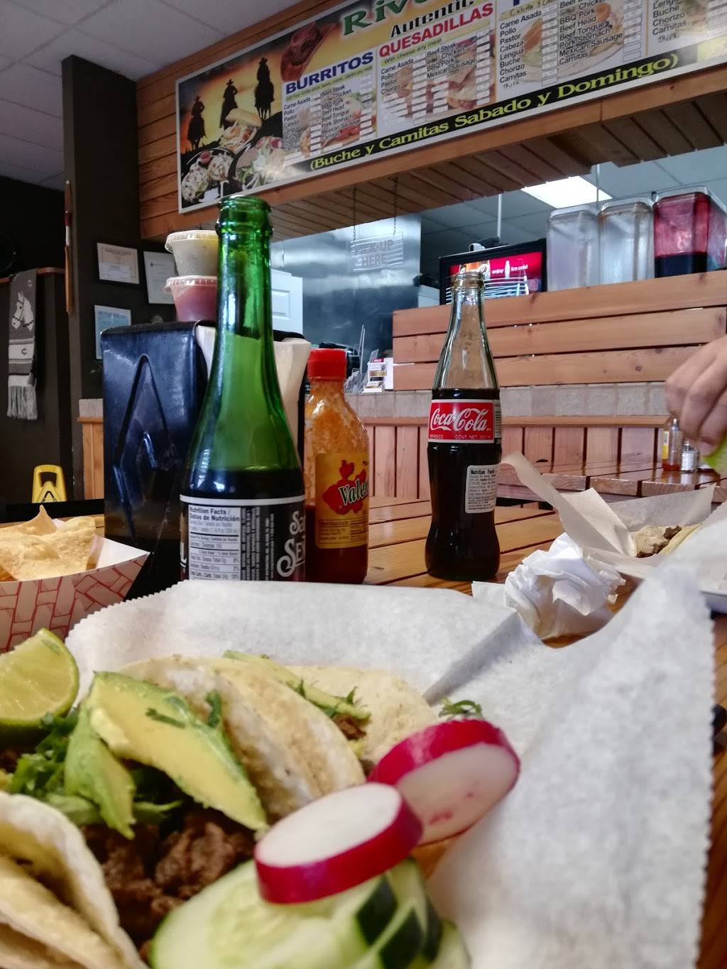 Rivas Taqueria | restaurant | 25 S Colony Rd, Wallingford, CT 06492, USA | 2036269594 OR +1 203-626-9594