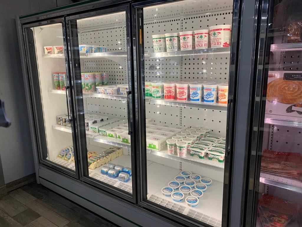 Istanbul Mediterranean Grill & Market | restaurant | 8896 N Florida Ave, Tampa, FL 33604, USA | 8133746994 OR +1 813-374-6994