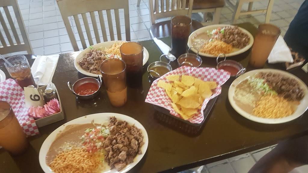 Sabor Guacamole | restaurant | 1120 N Lindell Ave, Fayetteville, AR 72703, USA | 4793168383 OR +1 479-316-8383