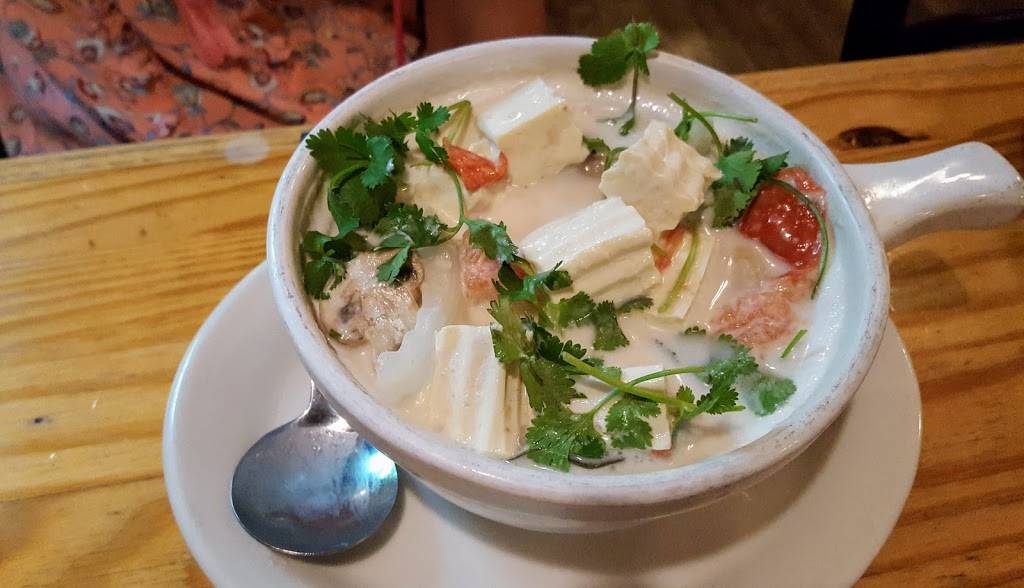 Thai Corner Café | restaurant | 100 W 2nd St, Reno, NV 89501, USA | 7753274333 OR +1 775-327-4333