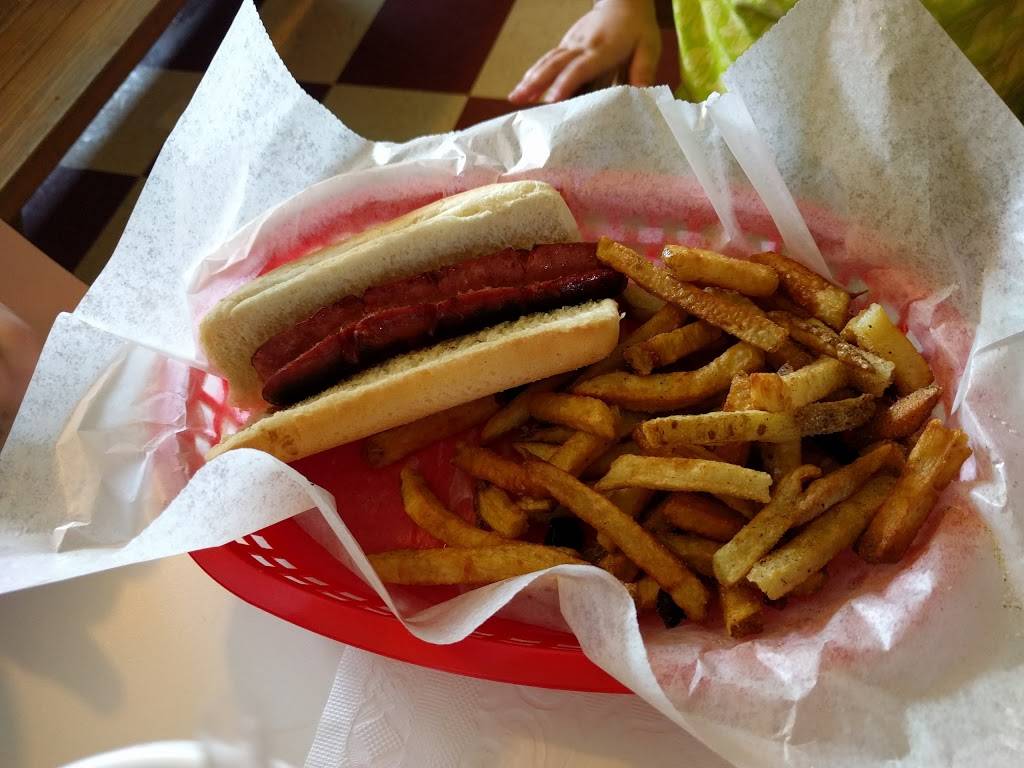 Chubbys Barbeque | restaurant | 16430 Old Frederick Rd A, Emmitsburg, MD 21727, USA | 3014473322 OR +1 301-447-3322