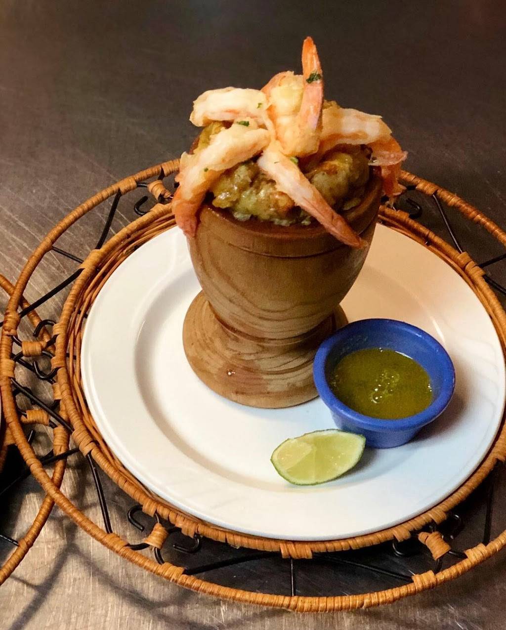 Gallo Tropical | restaurant | 12115 Centennial Station, Warminster, PA 18974, USA | 2673878917 OR +1 267-387-8917