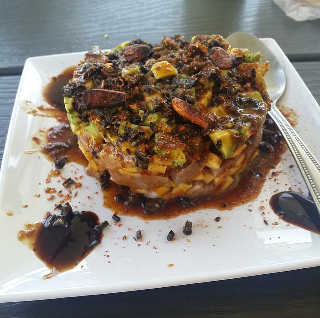 Mariscos El Panda Gordo #2 | restaurant | 9710 Main St, Lamont, CA 93241, USA | 6613805732 OR +1 661-380-5732