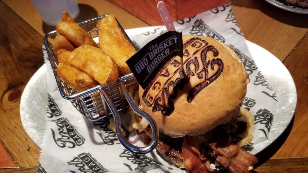 Fords Garage | restaurant | 13193 Levinson Ln #100, Noblesville, IN 46060, USA | 3178783673 OR +1 317-878-3673