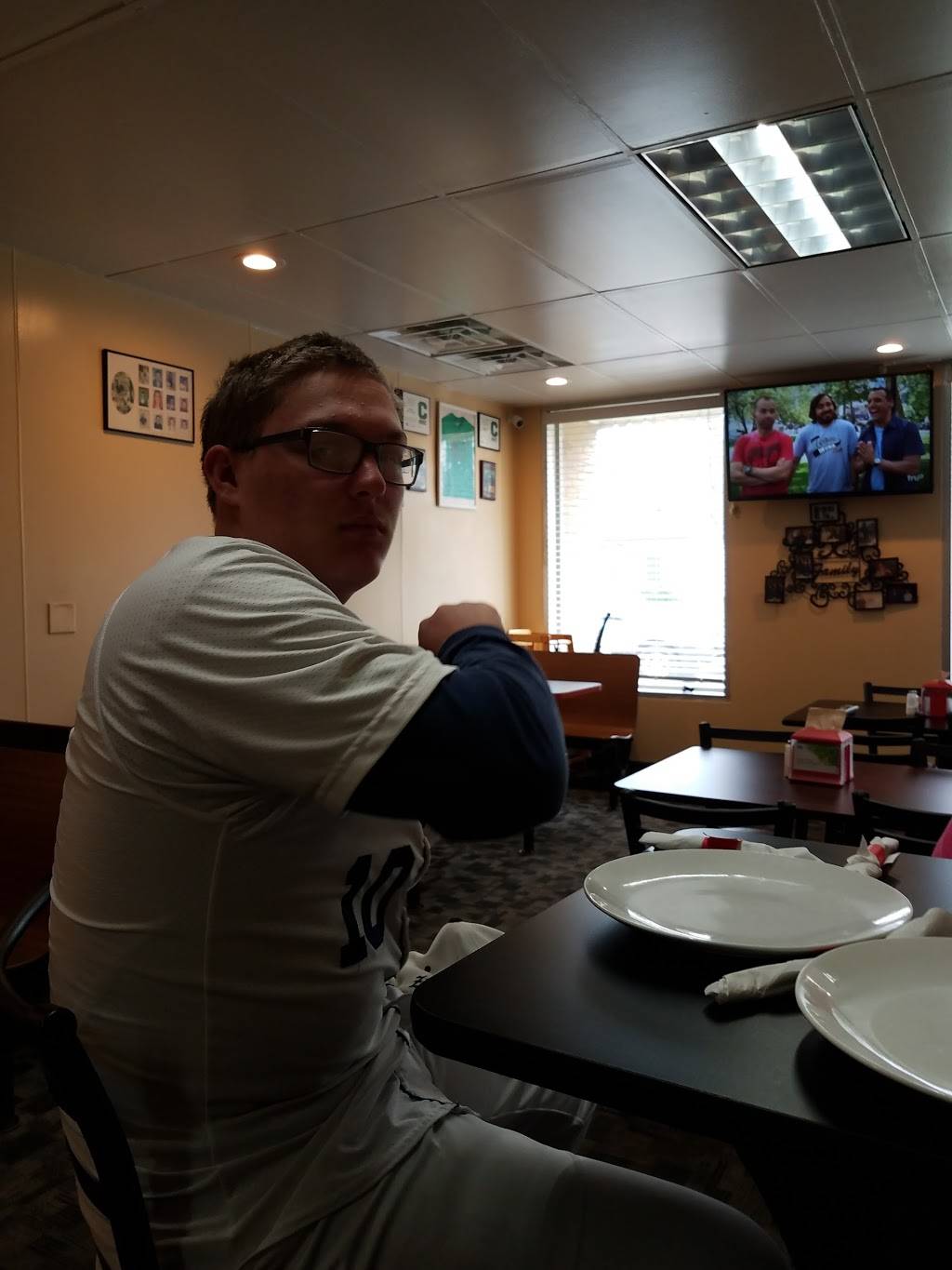 Rinaldi Pizza & Sub Shop | restaurant | 14675 16th Ave, Marne, MI 49435, USA | 6166771281 OR +1 616-677-1281