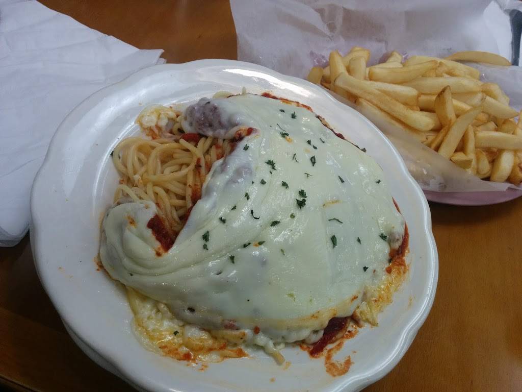 Pinos Pizza & Italian | restaurant | 923 W Atlantic St, Emporia, VA 23847, USA | 4343487466 OR +1 434-348-7466