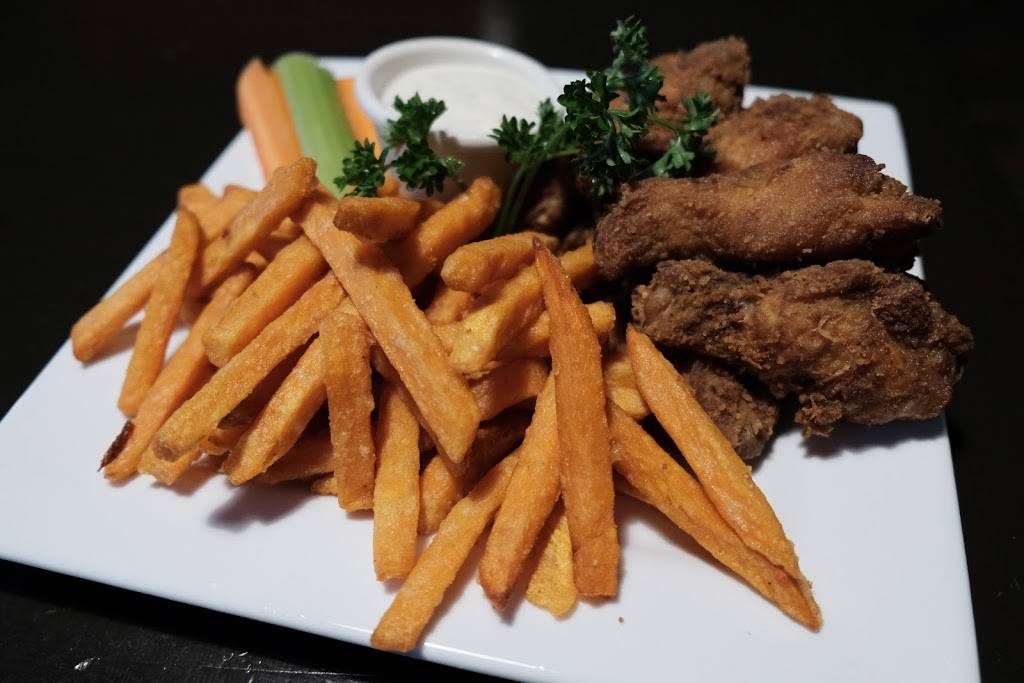 Tipsy Moose Pub | restaurant | 1864 Danforth Ave, Toronto, ON M4C 1J4, Canada | 4164220733 OR +1 416-422-0733