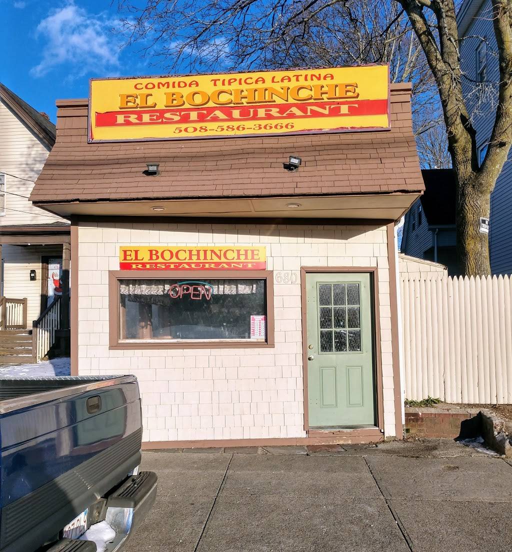 El Bochinche | restaurant | 680 Main St, Brockton, MA 02301, USA | 5089426525 OR +1 508-942-6525