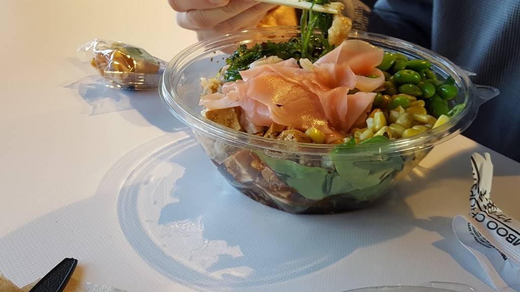 Sushi Remix | restaurant | 152 Uptown Dr, Bay City, MI 48708, USA | 9893726580 OR +1 989-372-6580