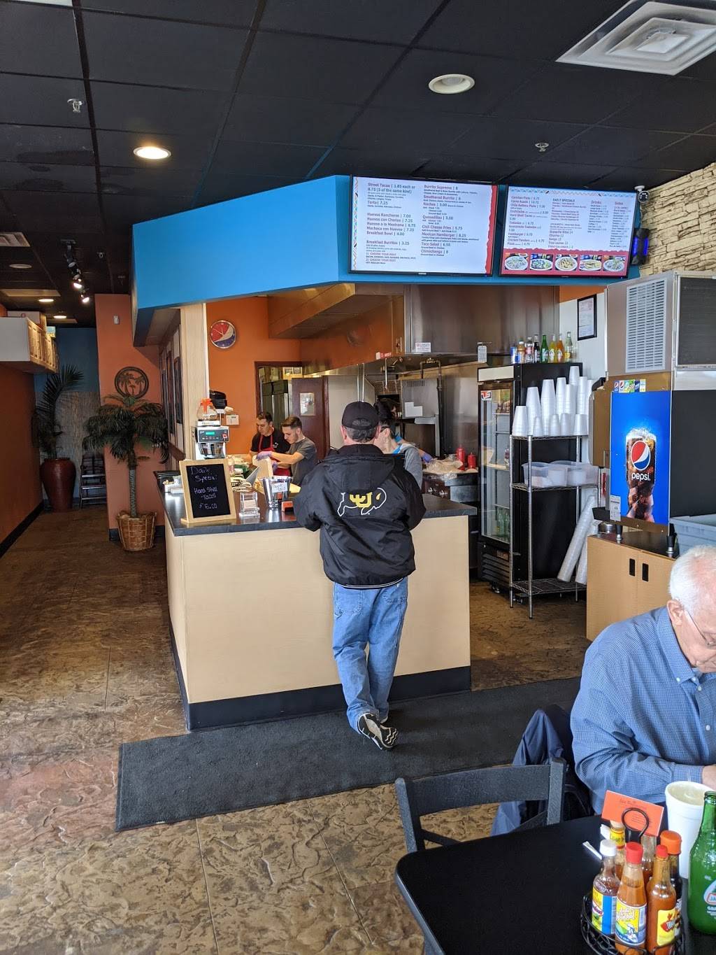 Las Palmeras Express | restaurant | 1640 Pace St #400, Longmont, CO 80504, USA | 7208993666 OR +1 720-899-3666