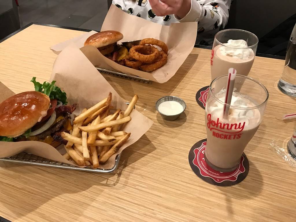 Johnny Rockets | restaurant | 2621 Palisades Center Dr, West Nyack, NY 10994, USA | 8453489343 OR +1 845-348-9343