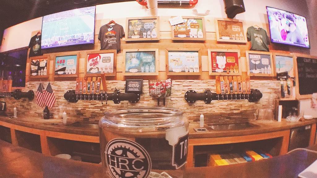 Tradition Brewing Company | restaurant | 700 Thimble Shoals Blvd, Newport News, VA 23606, USA | 7575929393 OR +1 757-592-9393