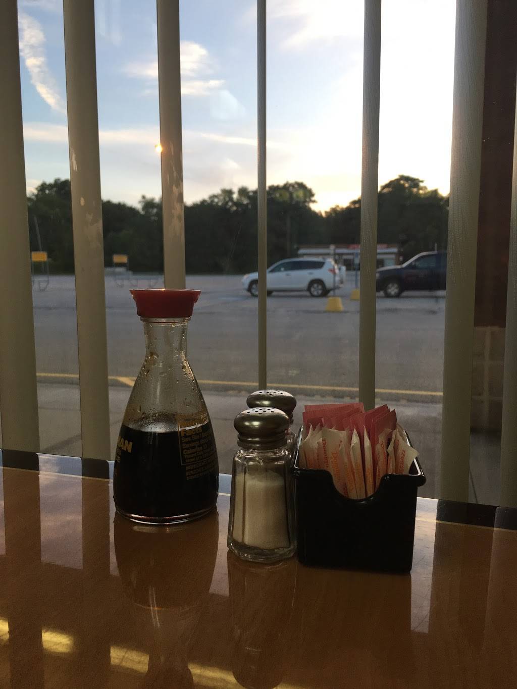 Chengs China House | restaurant | 425 Water St # 12, Chardon, OH 44024, USA | 4402853814 OR +1 440-285-3814