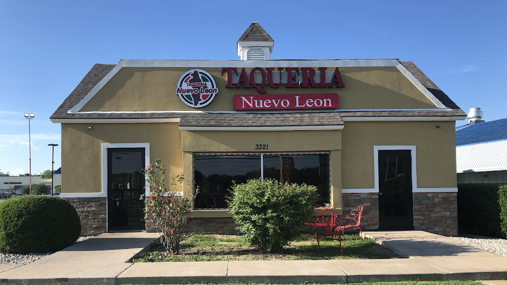 Taquería Nuevo León | restaurant | 7114, 3321 W Walnut St, Garland, TX 75042, USA | 9722723100 OR +1 972-272-3100