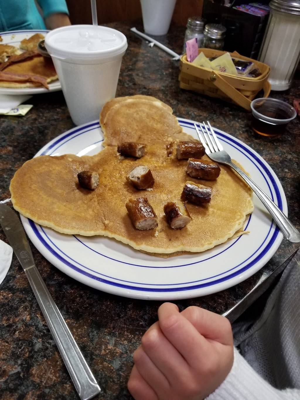 Farmers Cafe | restaurant | Ash Township, MI 48117, USA | 7346542434 OR +1 734-654-2434