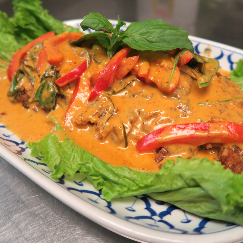 Thai Luang Restaurant | restaurant | 171 Elden St, Herndon, VA 20170, USA | 7034782233 OR +1 703-478-2233