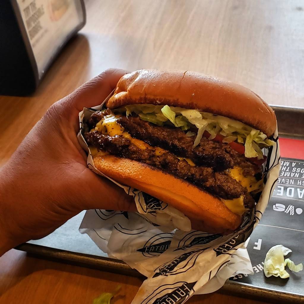 Fatburger & Buffalos | restaurant | 11984 Foothill Blvd, Sylmar, CA 91342, USA | 7472250335 OR +1 747-225-0335