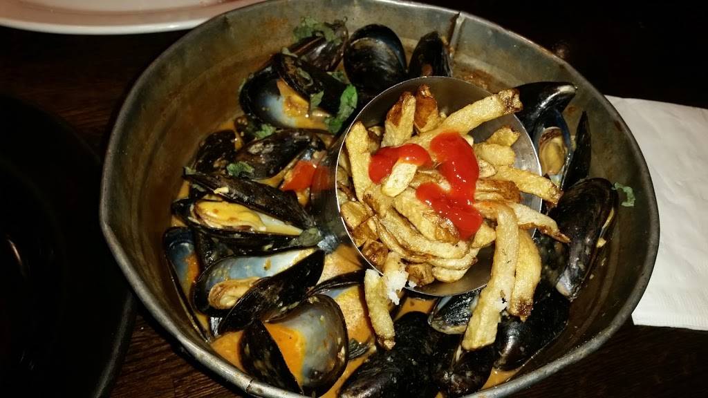 Red Cedar Grille | restaurant | 249 Bethlehem Pike, Colmar, PA 18915, USA | 2674771422 OR +1 267-477-1422