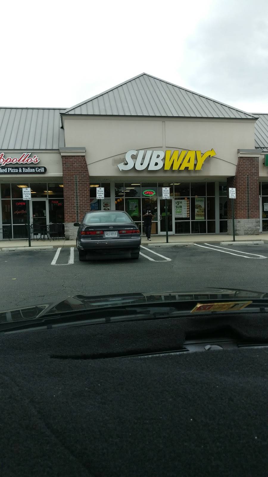 Subway | restaurant | 3326 Pump Rd, Richmond, VA 23233, USA | 8043609565 OR +1 804-360-9565