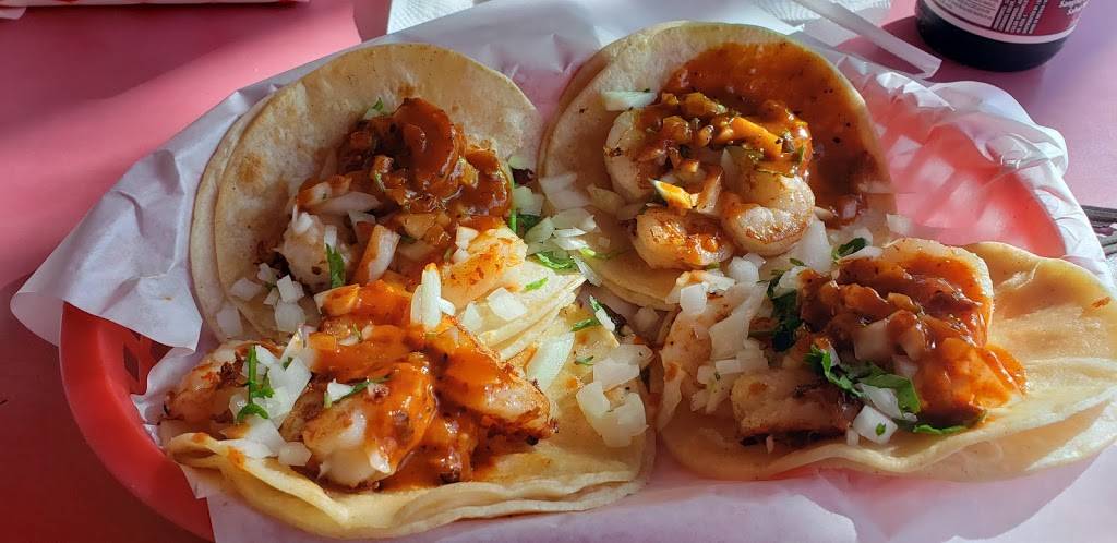 Mariscos El Puerto | restaurant | 1901 N Decatur Blvd, Las Vegas, NV 89108, USA | 7026311500 OR +1 702-631-1500