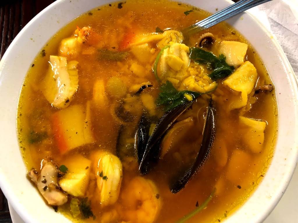 Cowboy Seafood & Grill | restaurant | 16435 NE 15th Ave, North Miami Beach, FL 33162, USA | 3055749303 OR +1 305-574-9303